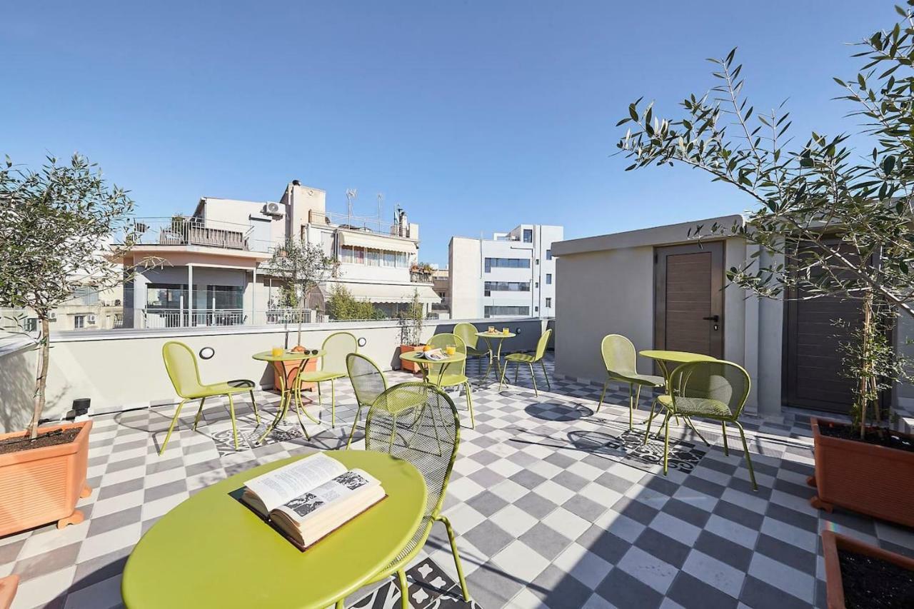 Be Based Near Acropolis, In An Exquisite Studio! * Athens